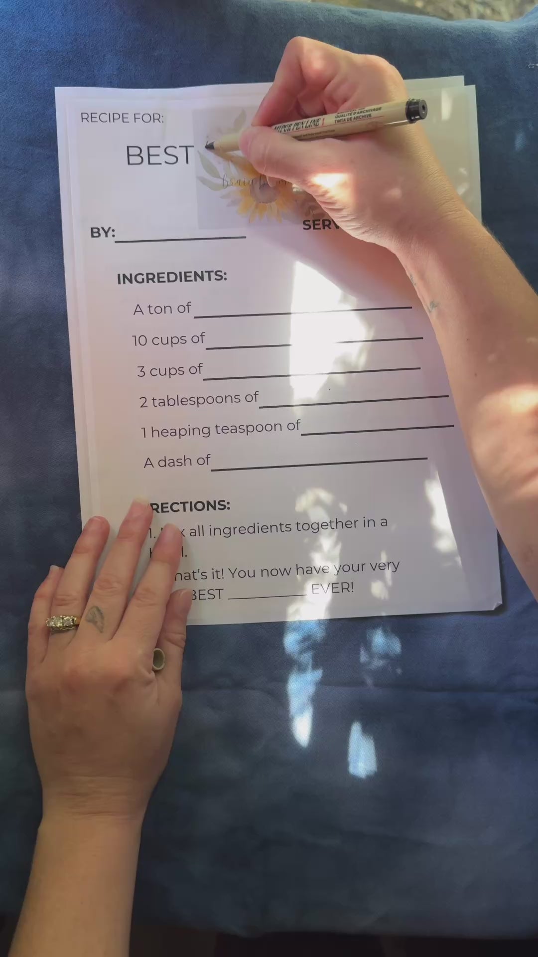 Short video demonstrating our 
printable Mother’s Day recipe card keepsake/children’s activity in use. 